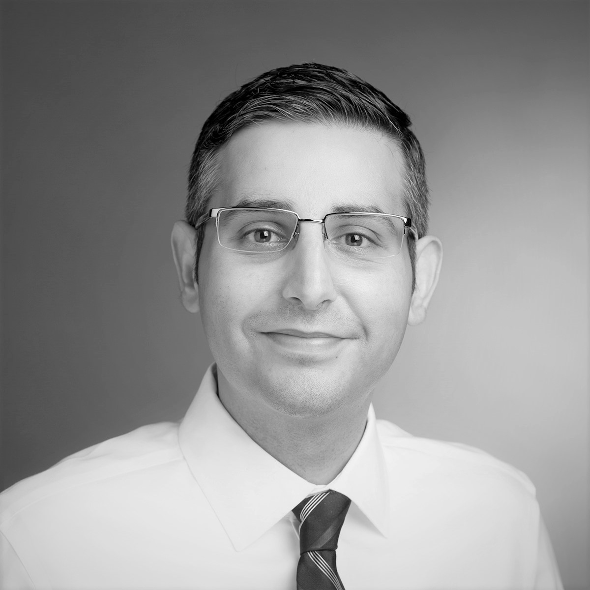 Dr. Parsian Katal Mohseni Headshot